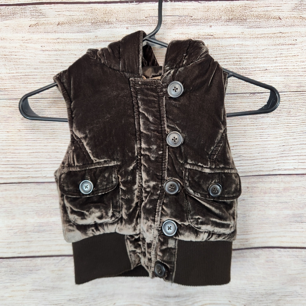 GapKids Children's XS/S Size 4-7 Girls Velvet Brown Vest with Hood Preowned GAP